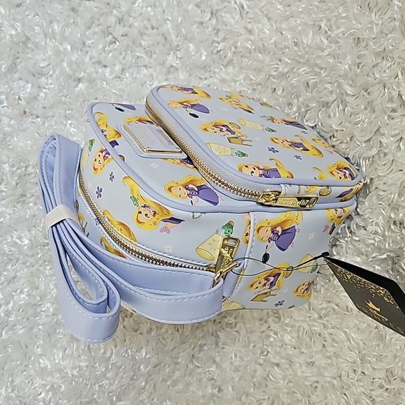 NWT Loungefly Tangled Rapunzel crossbody camera bag - Picture 7 of 12